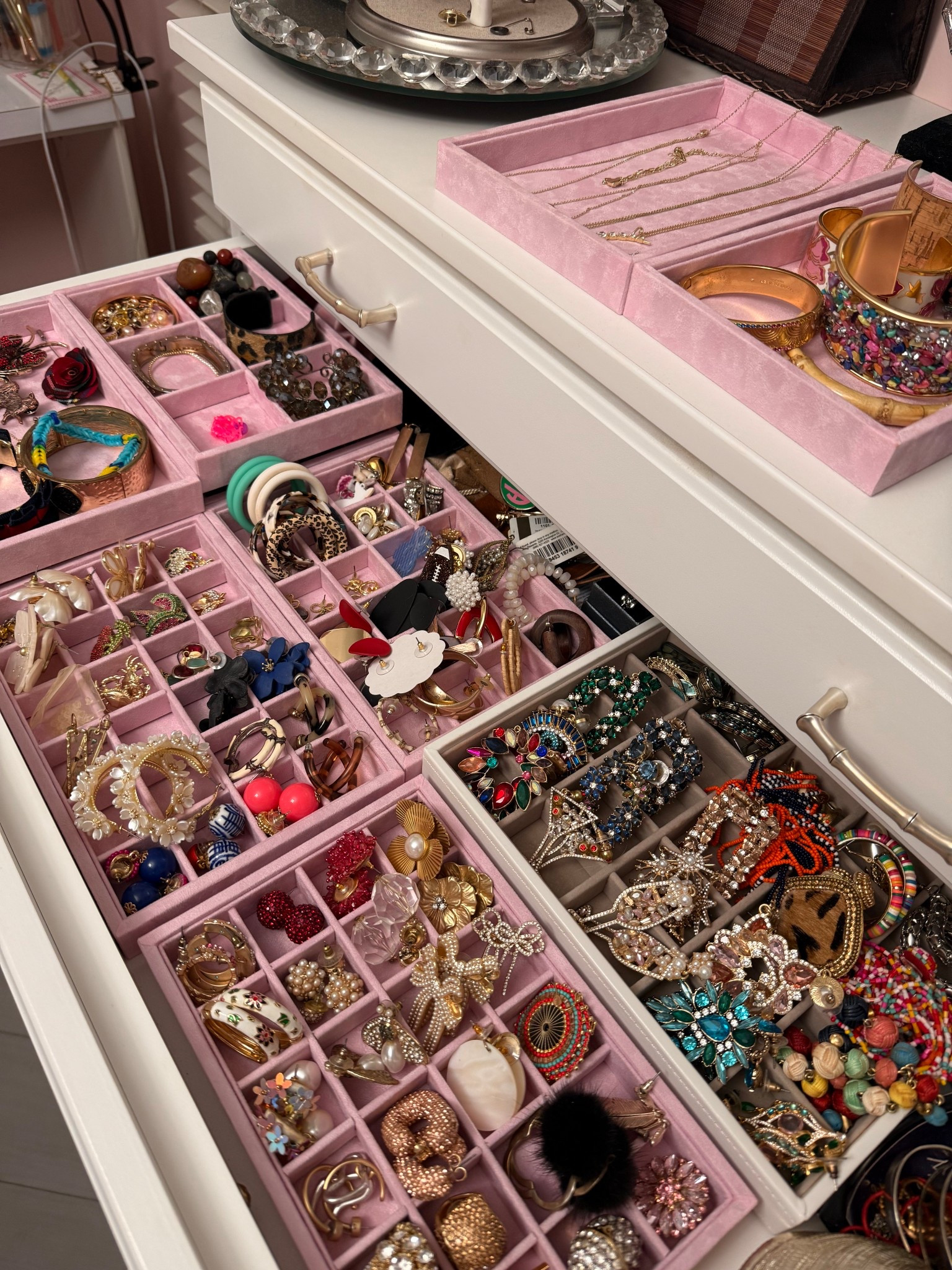 Being organized makes life so much easier. I am absolutely in love with these pink velvet lined trays. The set of three comes with different sizes making it easy to organize anything.

#LTKHome #LTKFindsUnder50