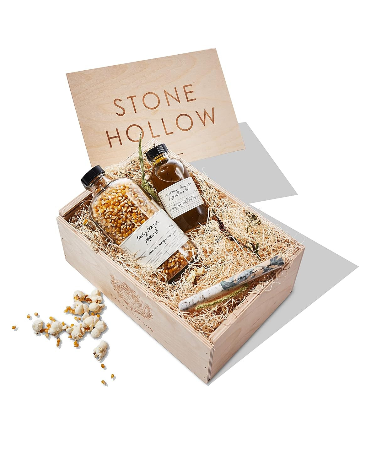 Movie Night Trio Popcorn Gift Box | Lady Finger Heirloom Popcorn, Rosemary Bay & Peppercorn Infus... | Amazon (US)