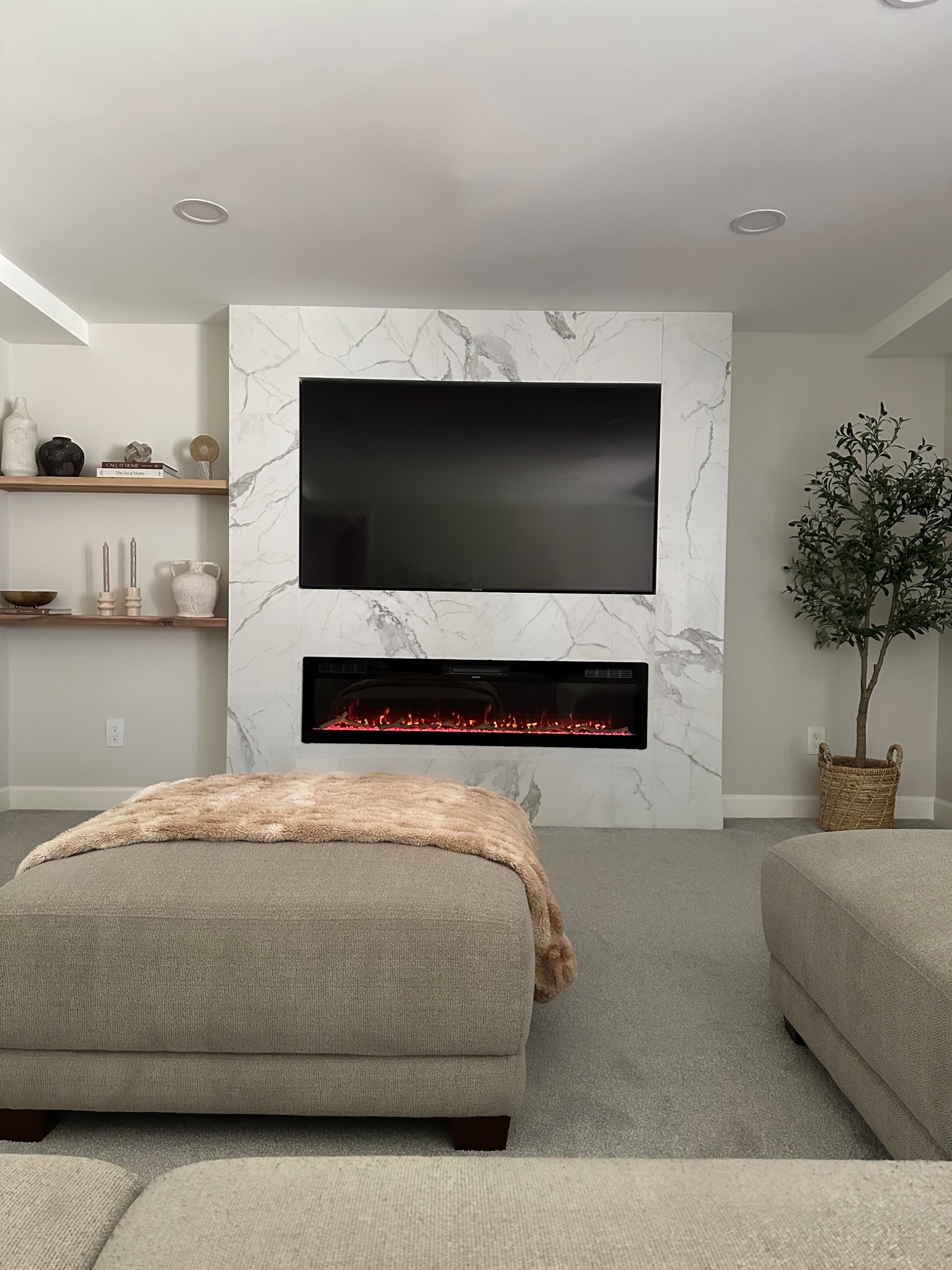 #ad This affordable electric fireplace from @Wayfair elevated and completed the whole look of our family room. I also love the customizable options!

#wayfair #wayfairpartner 

#LTKSaleAlert #LTKHome