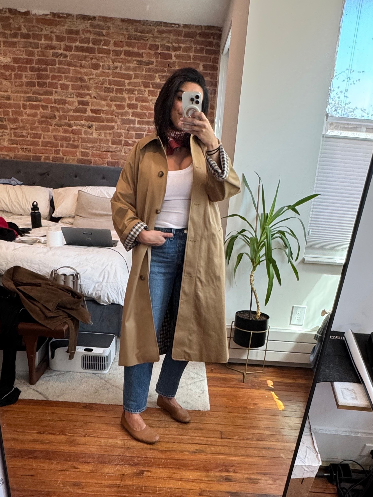 36 in coat
S in tank 
28 in denim 
Shoes run tts 