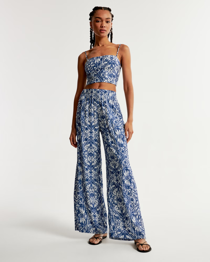 Crinkle Textured Squareneck Set Top | Abercrombie & Fitch (US)