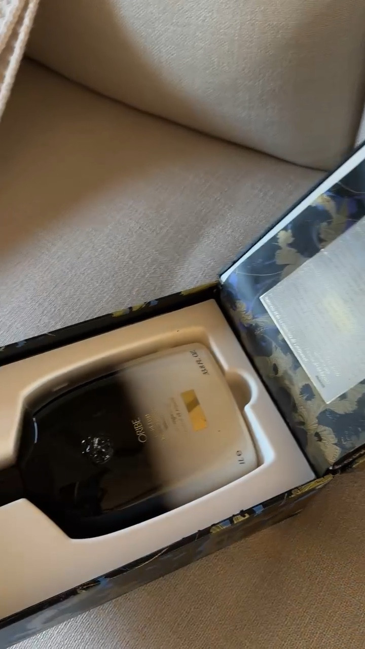 My favorite shampoo and conditioner! I love that it came in this cute display box, perfect for a gift✨
StylinByAylin, Aylin #beauty #giftgifting 

#LTKGiftGuide #LTKBeauty #LTKHoliday