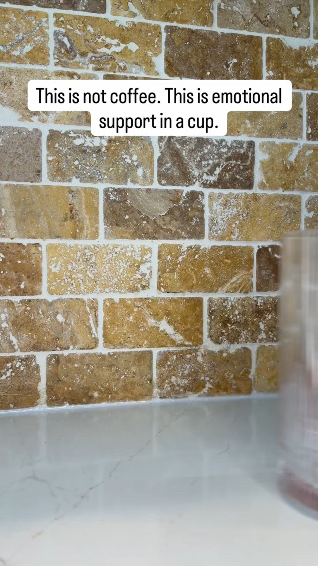 This vanilla sweet cream latte is basically my personality now ☕️
Sweet, creamy iced coffee made at home because Starbucks prices are a lifestyle choice.
If you’re a coffee lover who likes dessert-style lattes, this one is for you.

🔖 Save this reel for your next iced coffee craving

#CoffeeReels #CoffeeTok #MorningRoutine #MomLifeCoffee #DailyCoffee