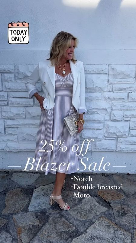 Gibson look Blazers are 25% off TODAY ONLY✔️

Nows the time to Grab one of my favorite “3rd” pieces…

All styles 
Double Breasted 
The Notch 
Moto 

*All come in several colors, fit true to size and are incredible quality.
I wear a medium in all

#LTKworkwear #LTKfindsunder100 #LTKsalealert
