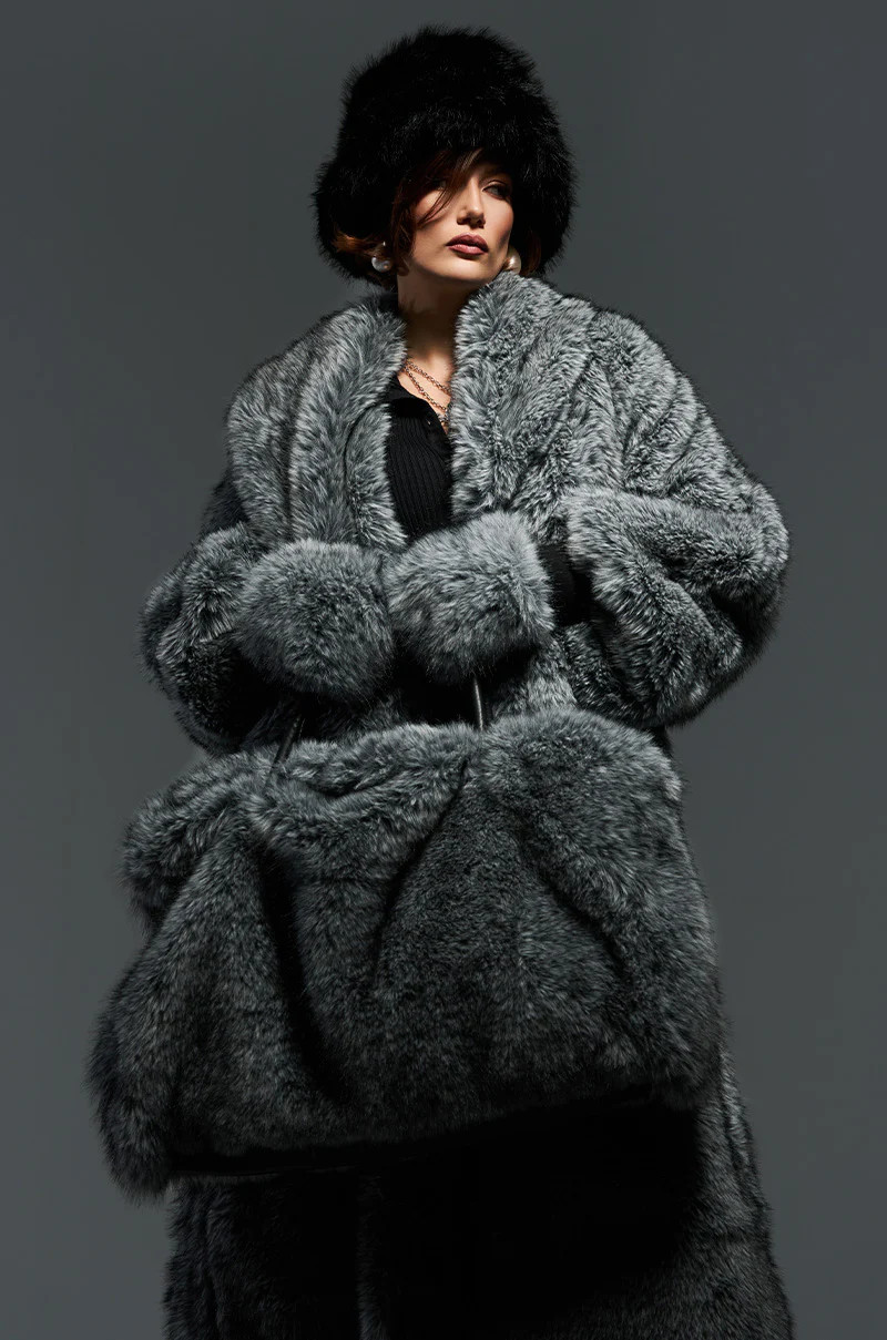 TSUNAMI FAUX FUR TOTE | AKIRA