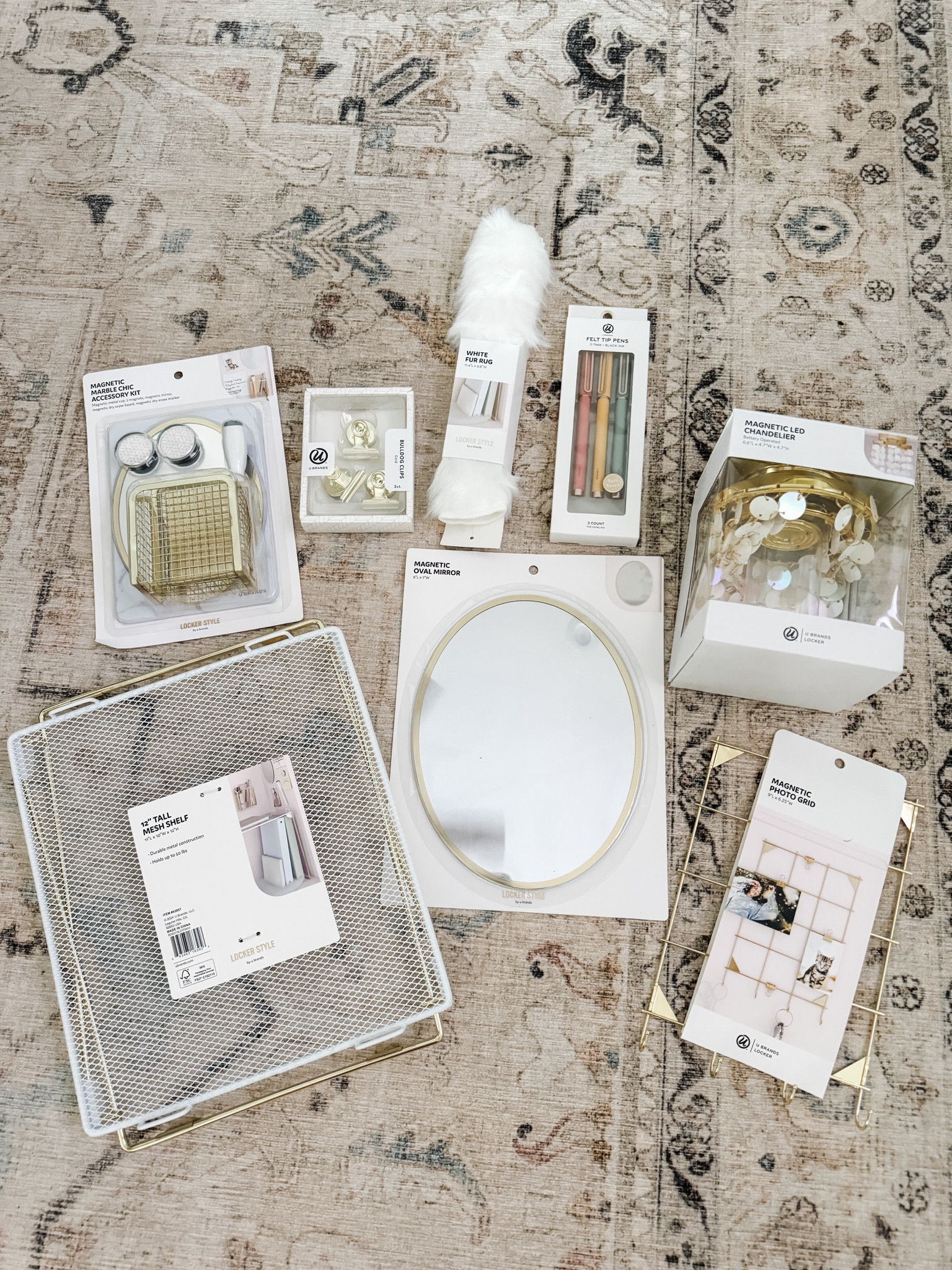 Middle school girls locker decorating ideas!  White and gold! 

#LTKFindsUnder50 #LTKBacktoSchool #LTKKids