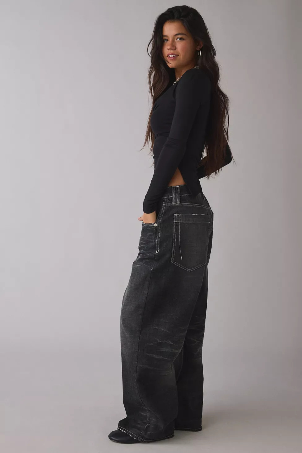 BDG Jaya Wash Effect Baggy Boyfriend Jeans | Urban Outfitters (US and RoW)