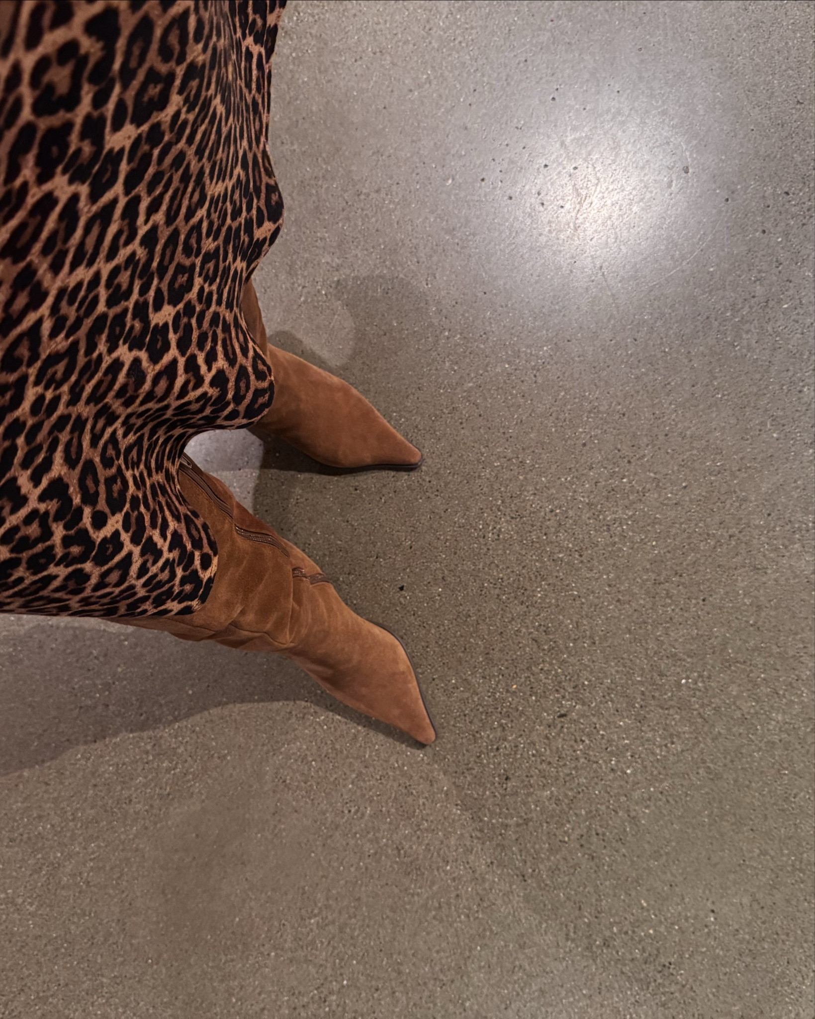 I don’t care what level of income I have, I will forever shop a @dillards shoe sale!

#Dillards #ShoeSale