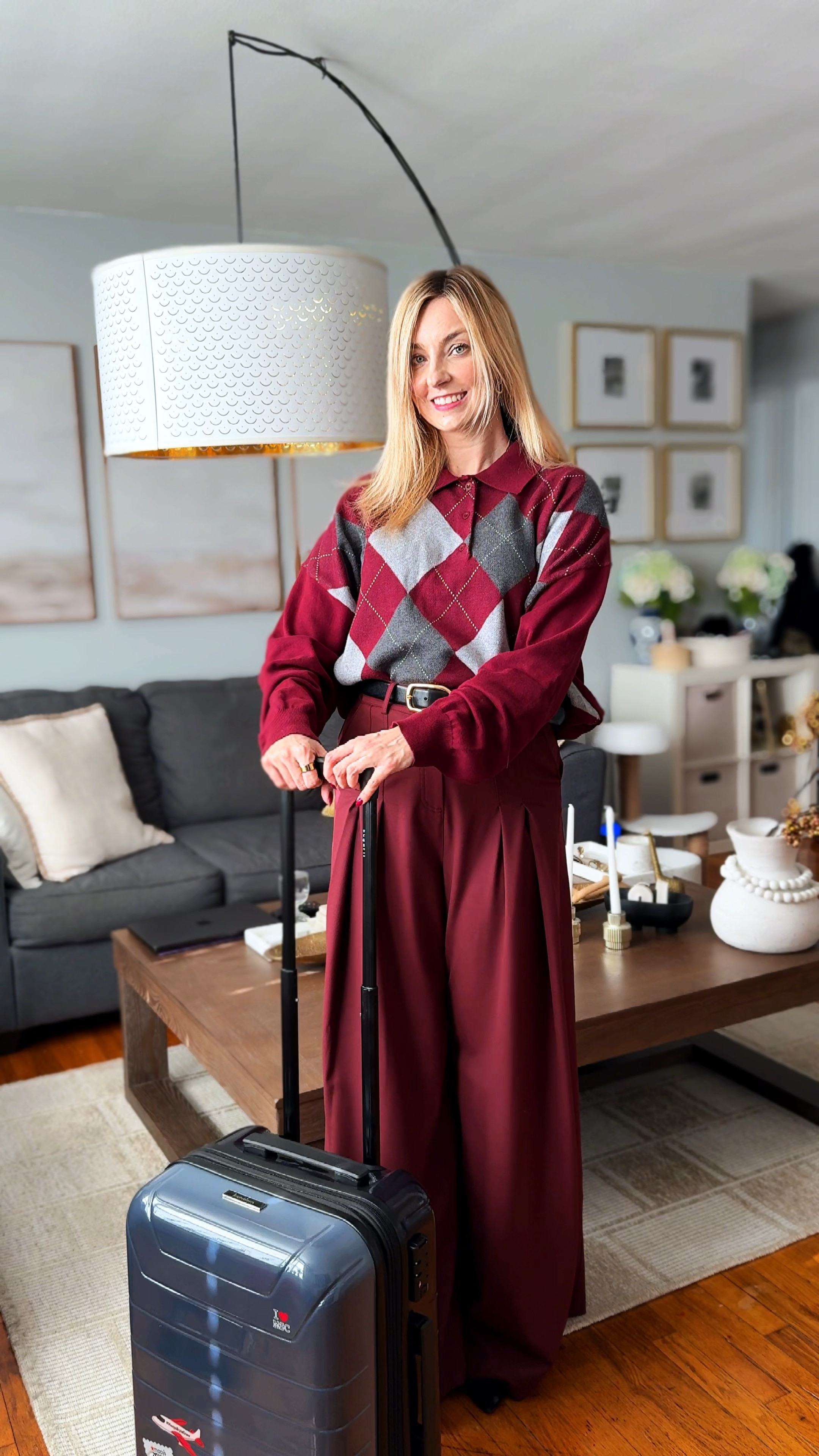 Valentine’s day outfit idea! Burgundy all the way!

Burgundy pants, argyle sweater, monochromatic look, February fashion, winter ootd, winter outfit 

#LTKWatchNow #LTKStyleTip #LTKMostLoved