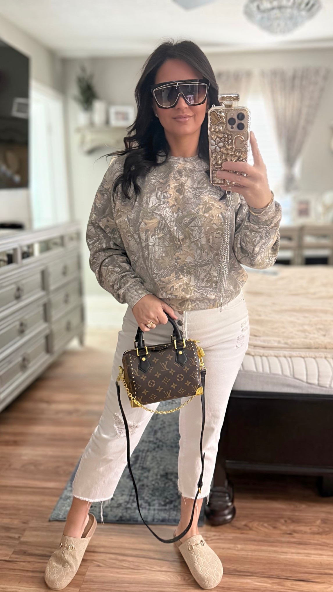 Cold weather comfy

#LTKMidsize #LTKmomlife #LTKOver40