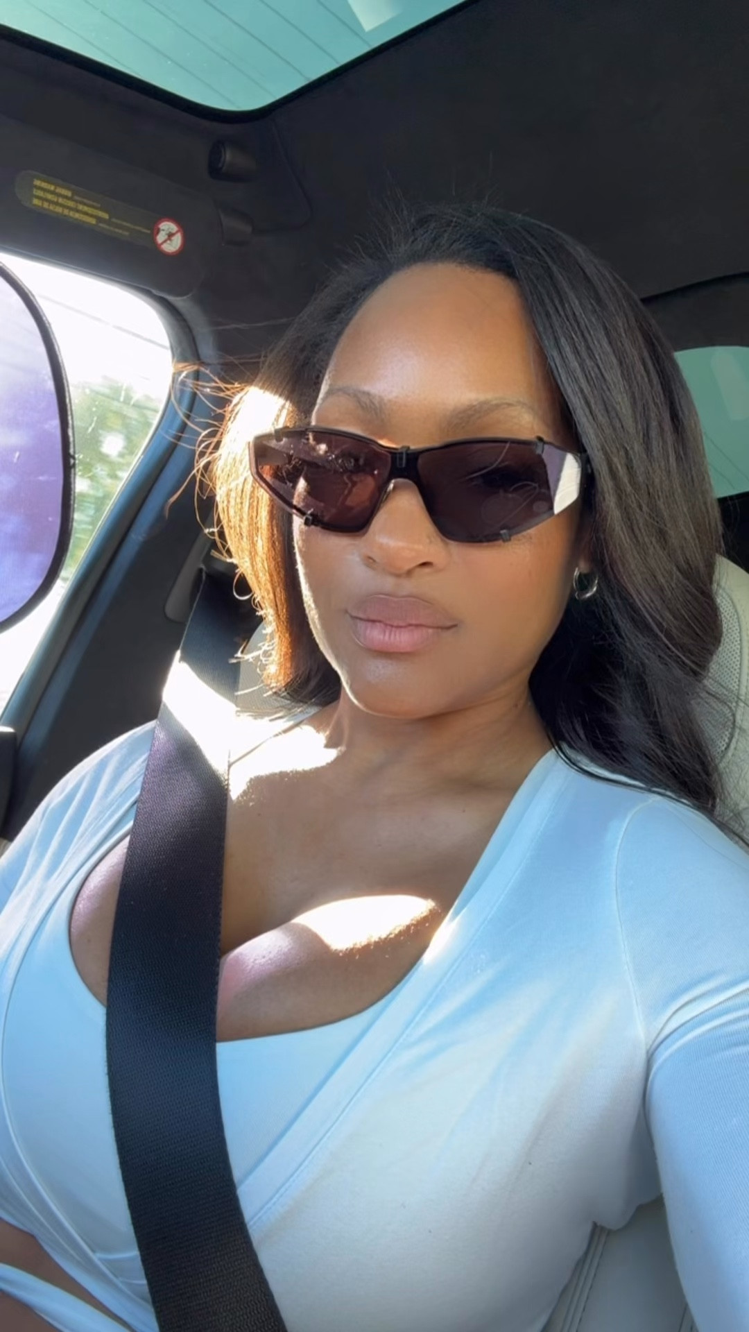 Sun’s out. Sunnies on ☀️🕶️

Glasses linked for you! 

#LTKmorningroutine #LTKTravel #LTKdayinmylife