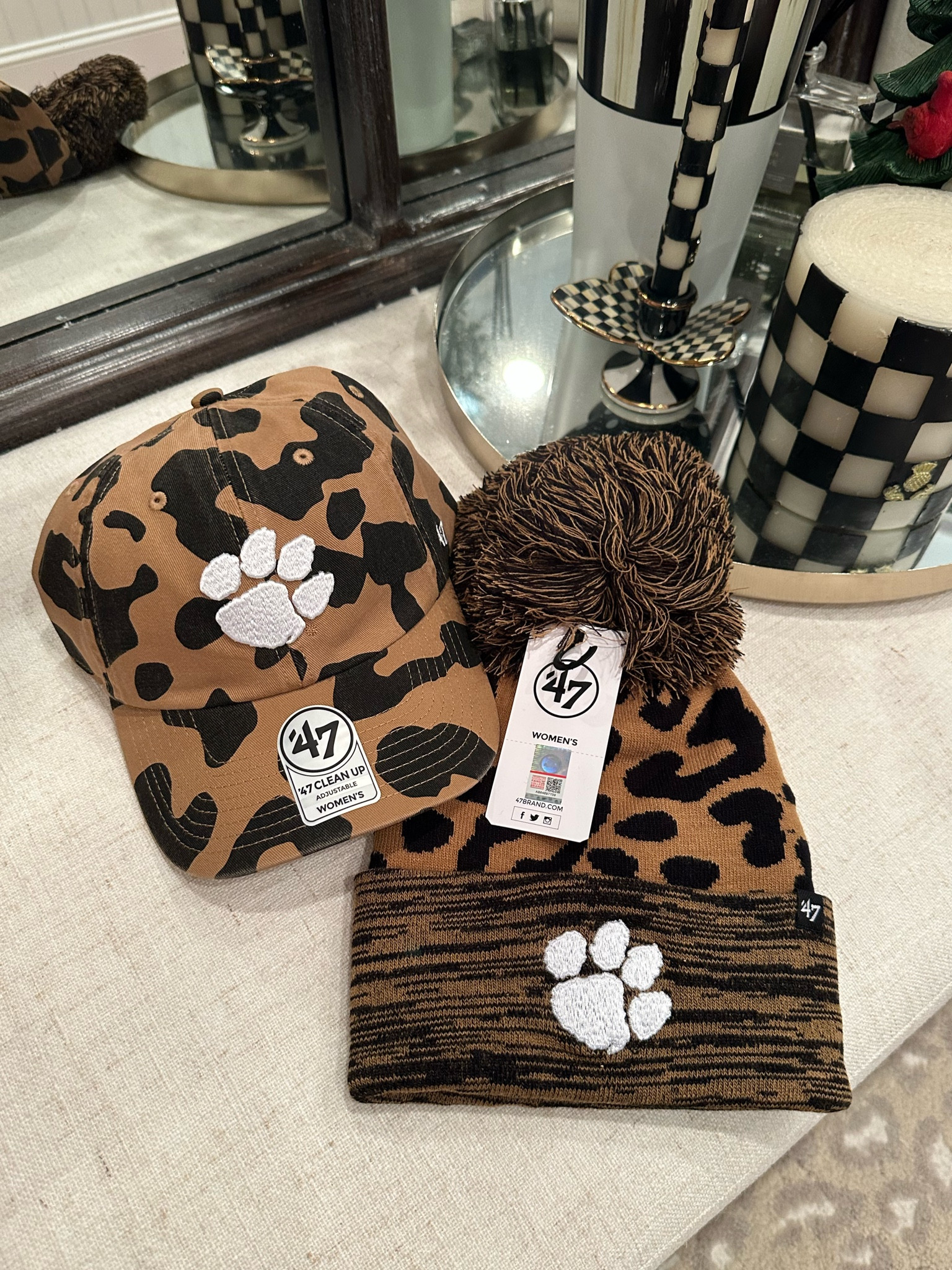 Clemson fan gift ideas!
College Gameday outfits 

#LTKfindsunder50 #LTKGiftGuide #LTKSeasonal