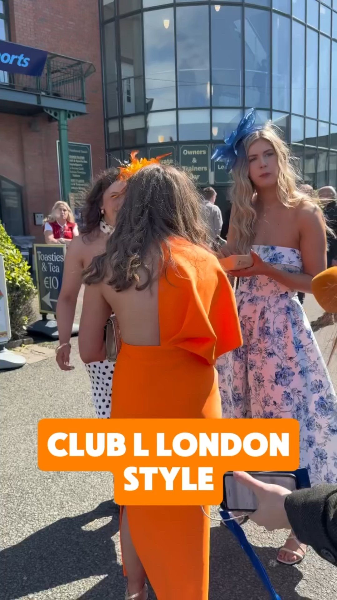 All of these ladies looked stunning on Irish Grand National day 

#RacedayTV