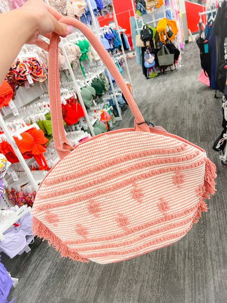 Target Fashion Woven Fringe Tote Bag #target #targetstyle #targetbags #targetaccessories #targetfinds

#LTKFind #LTKtravel #LTKitbag