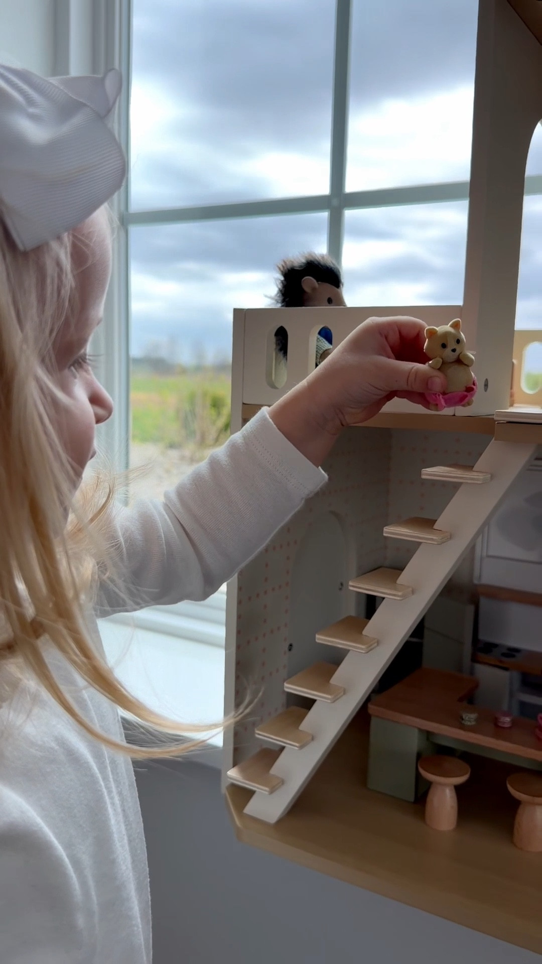 Little moments I never want to forget🤍

Mila has been so obsessed with pretend play lately — all the tiny pieces, the little animals… she could sit here forever.

I love watching her imagination come to life with something like this.

🔗Comment DOLLHOUSE and I’ll send you the link
.
.
.

#giantbean #dollhouse #woodentoys #pretendplay #kidsplay 

#LTKBaby #LTKmomlife #LTKKids