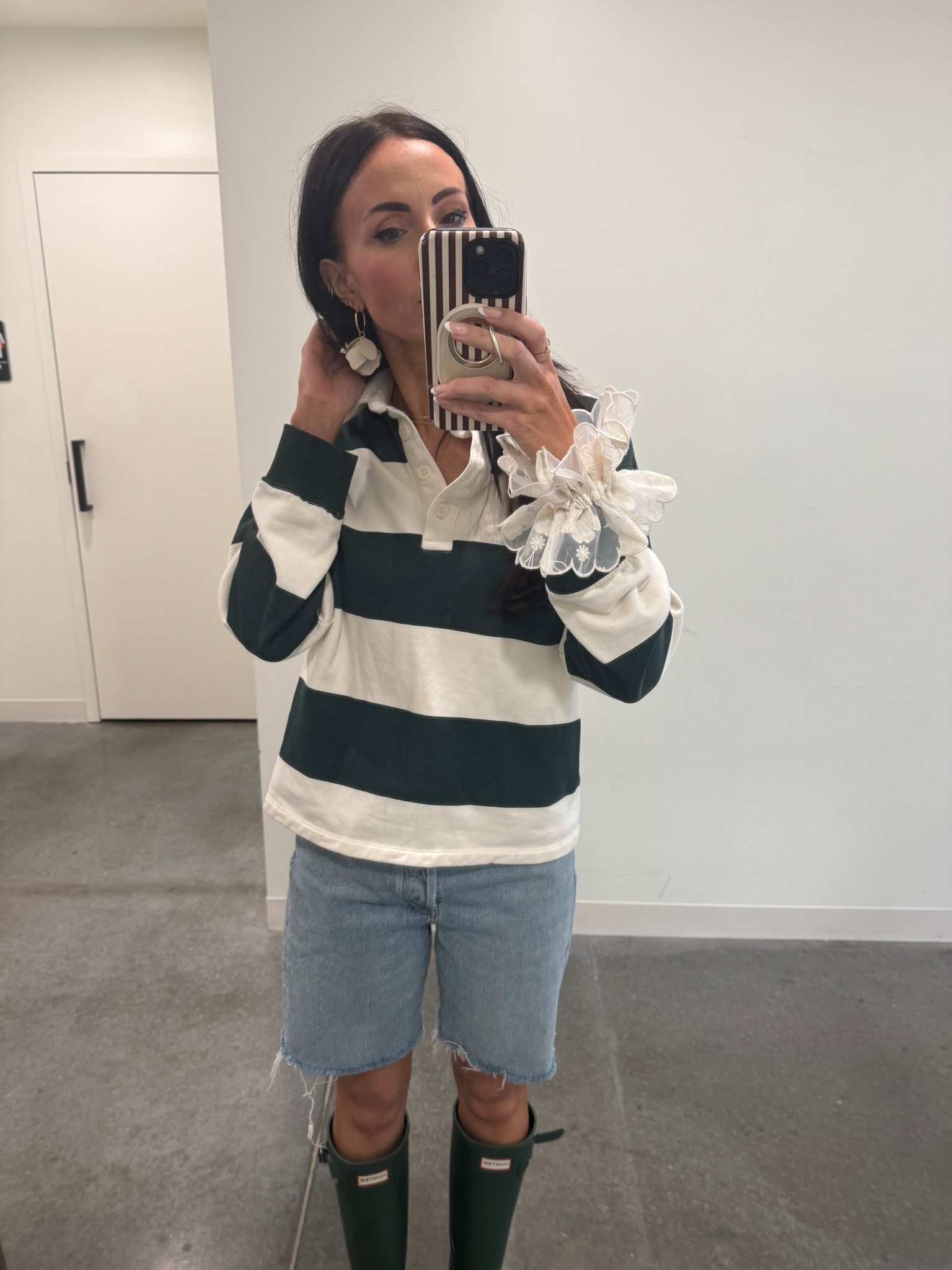 Rainy day called for a rugby top and boots 