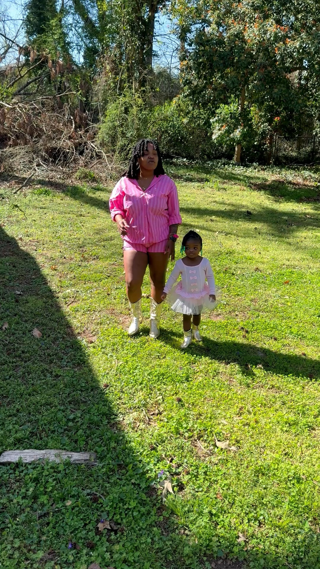 Spring outfits just hit different 🌷

Soft colors, light fabrics, and the cutest pieces that make getting dressed so easy. Shop my favorite spring outfits.

#SpringFashion #SpringStyleInspo #CuteOutfits #SpringWardrobe #FashionFinds #StyleInspiration #SpringLooks #ShoppingWithPriiincesss #Atlantamom #Atlantabloggers #Atlantablogger #AtlantaCreator #Atlantacontentcreators #Atlantacontentcreator

#LTKFestival #LTKTravel #LTKSpringSale