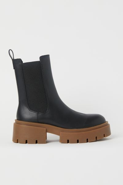 Platform Chelsea boots | H&M (UK, MY, IN, SG, PH, TW, HK)