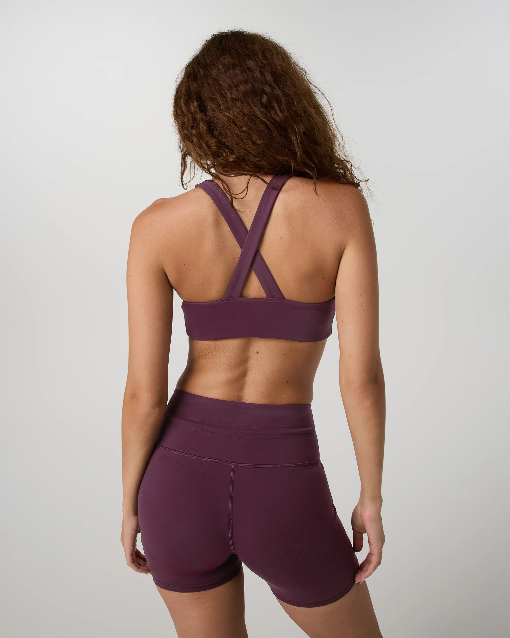 Daily Piped Bra | Vuori Clothing (US & Canada)