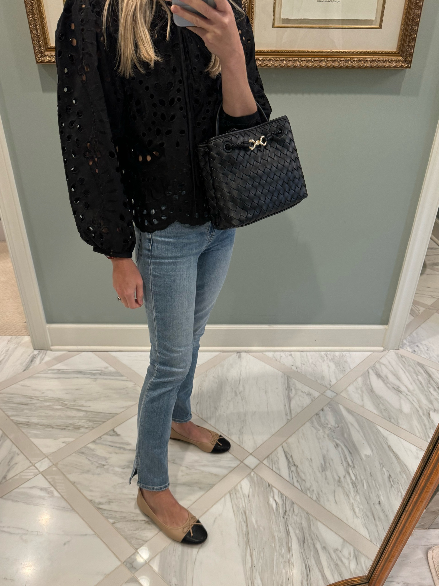 perfect slim leg jeans with split hem - wearing “Medium Wash” 
run true to size 
Under $50 

𝒻𝒾𝓃𝒶𝓁𝓁𝓎 : a pair of non-skinny jeans for millennials who cannot wrap their mind around those barrel leg jeans or any other trend but can’t stray too far from their comfort zone 🙋🏼‍♀️ you all look cute, but the “just climbed off my horse” look just ain’t for me. 

#LTKFindsUnder50 #LTKFindsUnder100 #LTKHoliday