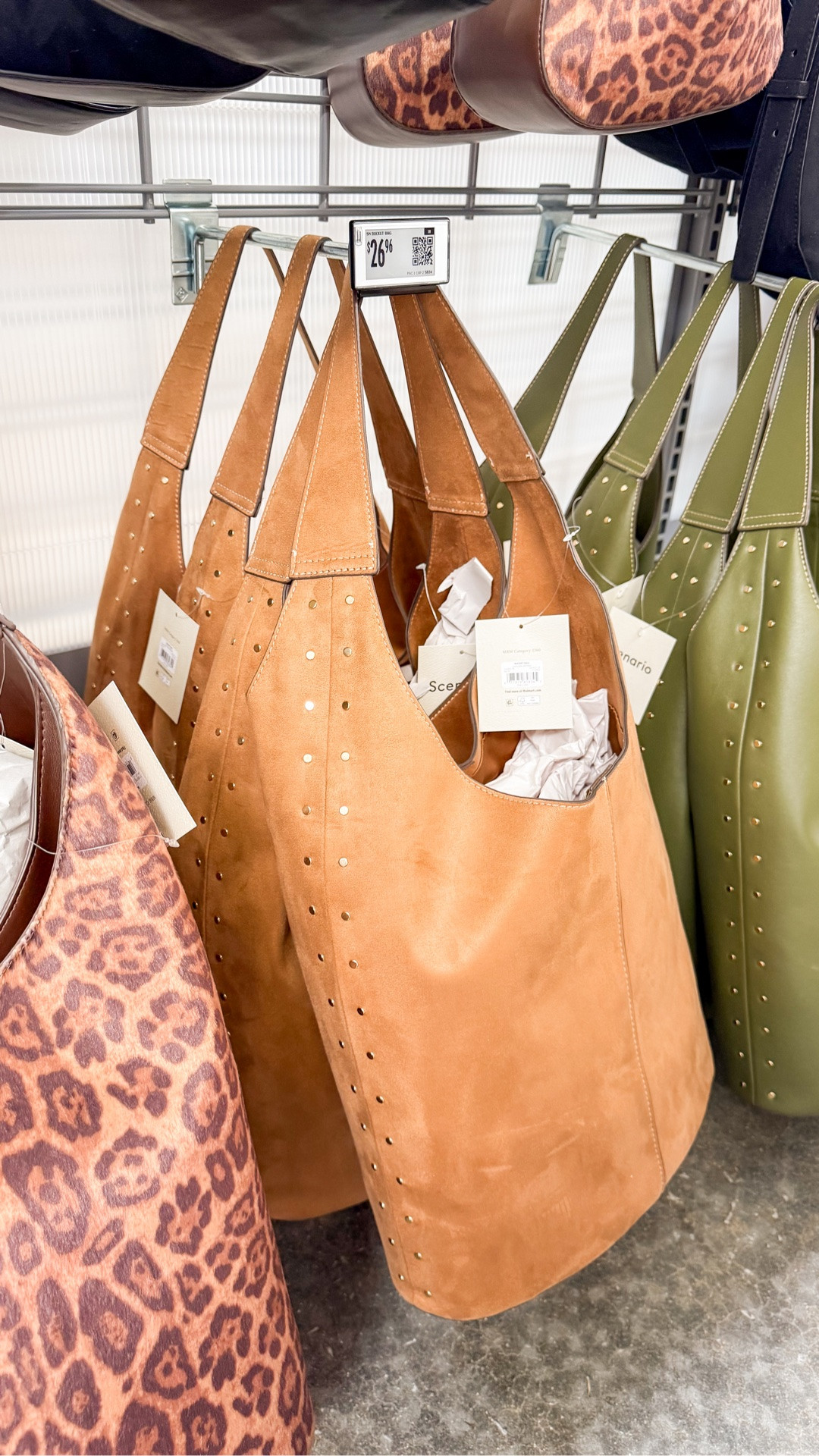 New bags at Walmart

#LTKSeasonal