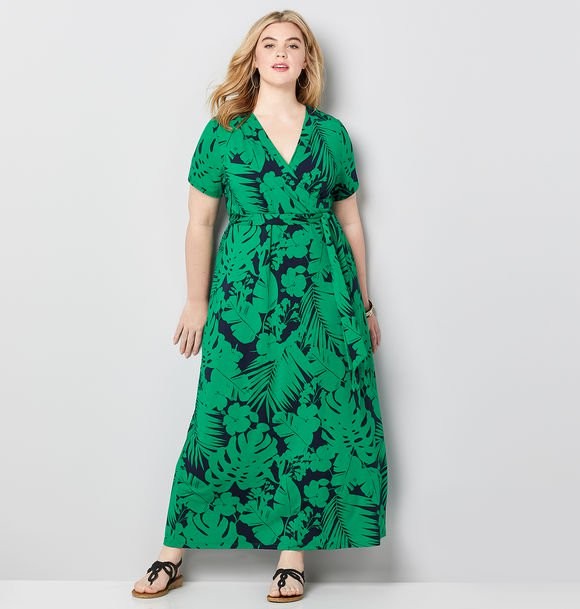 Plus size fashion clothing including tops, pants, dresses, coats, suits, boots and more| Avenue | Avenue