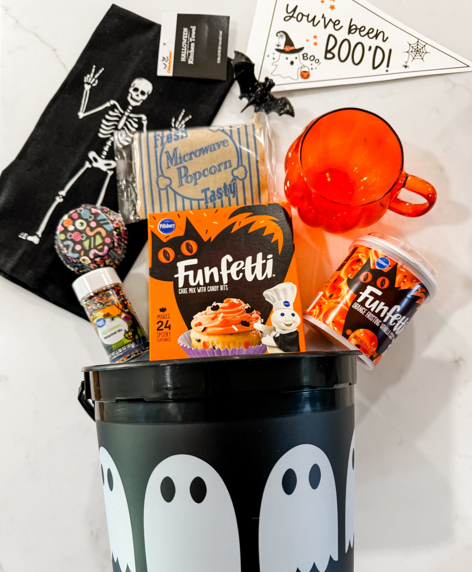 You’ve been BOOED 👻 Our favorite tradition to kick off s p o o k y season! 

How it works: 
Deliver a boo basket to your neighbor, co-worker, or friend — keep it a secret if you can 🤫 The goal is for them to “boo” someone else and keep the fun going! 

#LTKHalloween #LTKFamily #LTKHoliday