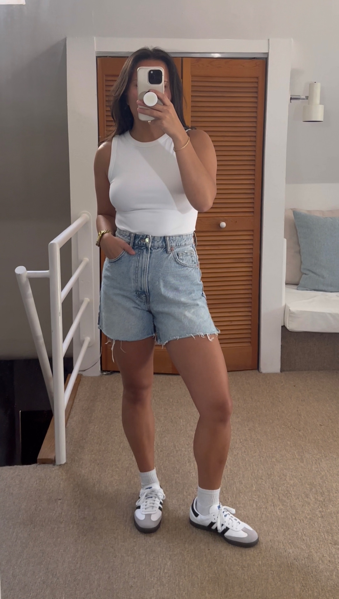 Tank - aritzia formarib bodysuit
Shorts - Zara mom shorts

Adidas samba outfit, summer outfit, everyday outfit, casual outfit
