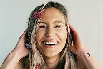 Gemzeez: The Origianl DIY Temporary Tooth Gemz Starter Kit (Crushed Ice) | Amazon (US)