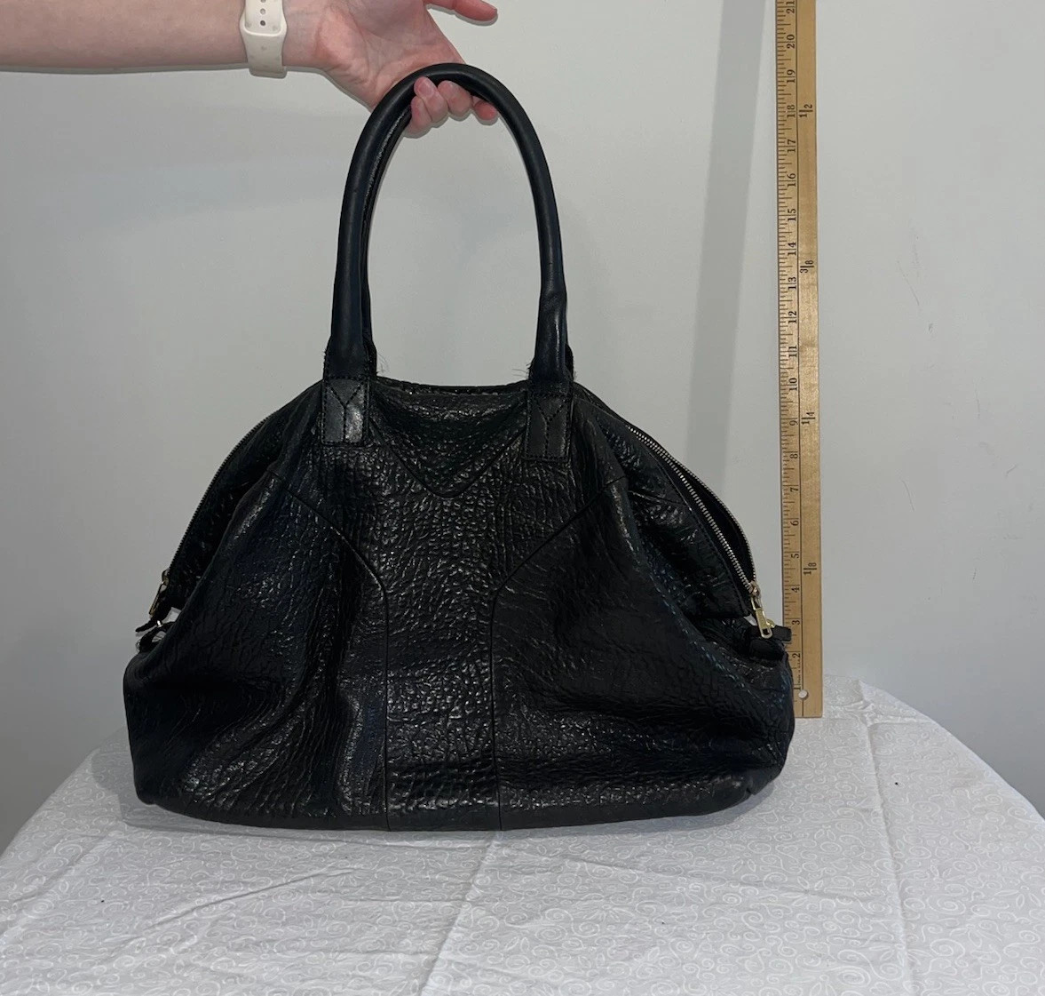 Yves Saint Laurent Easy Y Zip Tote in Black Pebbled Leather | eBay | eBay US