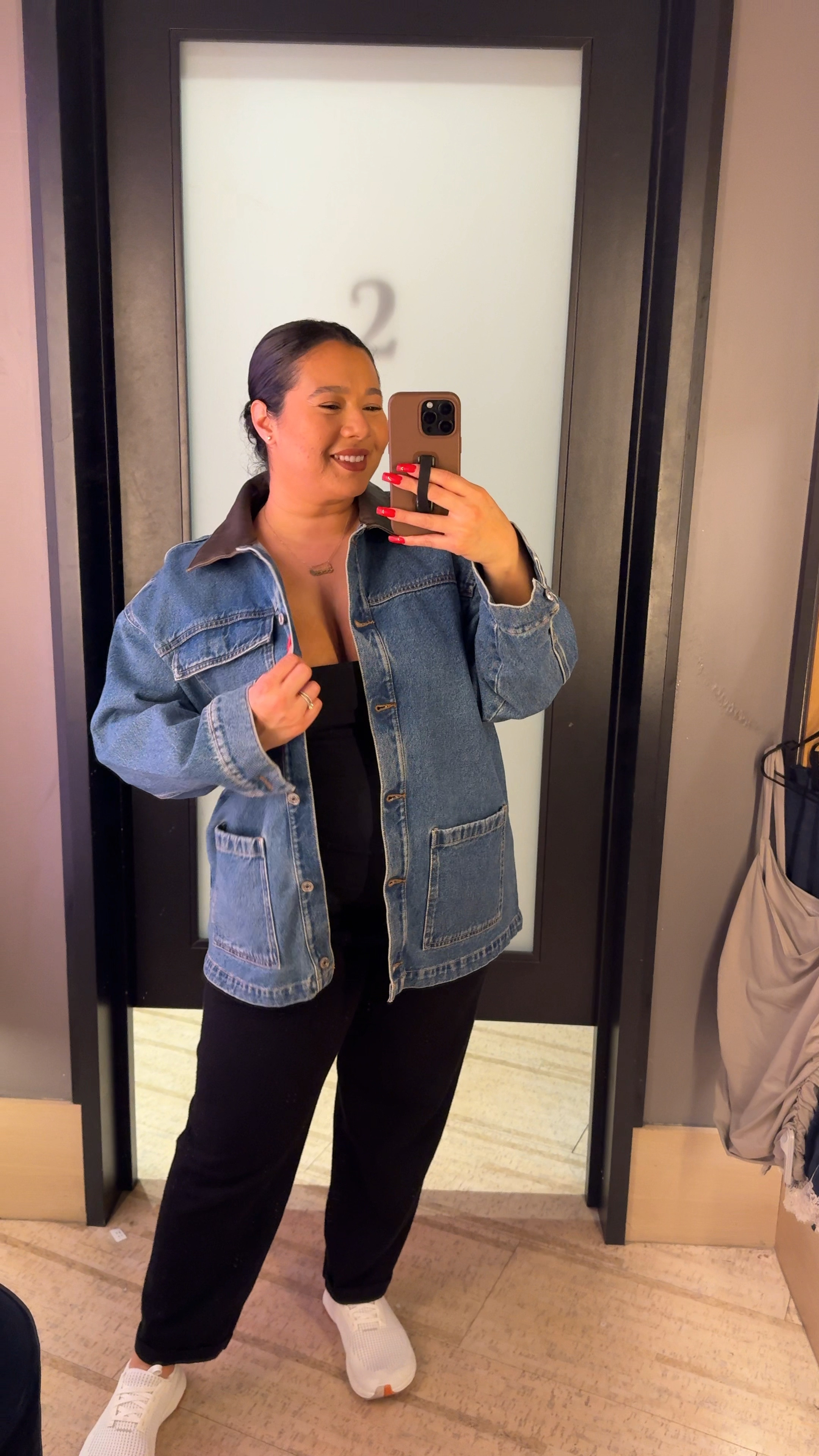 I am in love with this denim jacket. It’s absolutely everything. Such a great capsule classic. 

I tried on the XL and I loved the oversized fit. 

Watch now 
Abercrombie 
Denim jacket 
Leather jacket 
Spring outfit 
Midsize outfit 

#LTKSpring #LTKWatchNow #LTKMidsize