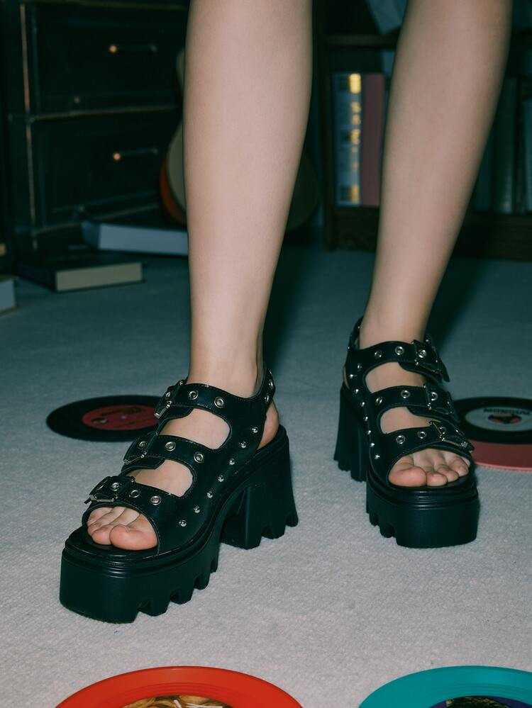 ROMWE Street Life Studded Decor Grommet & Buckle Detail Slingback Platform Sandals | SHEIN