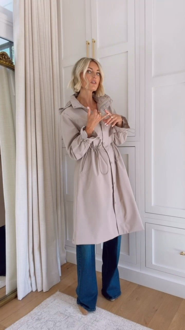 Love this trench coat! It’s actually from the brand Zella on Nordstrom, which is an activewear brand! So this could easily be worn with athleisure or with jeans & a top! Wearing XS in coat!

Loverly Grey, trench coat, Nordstrom anniversary sale, NSale

#LTKSaleAlert #LTKSeasonal