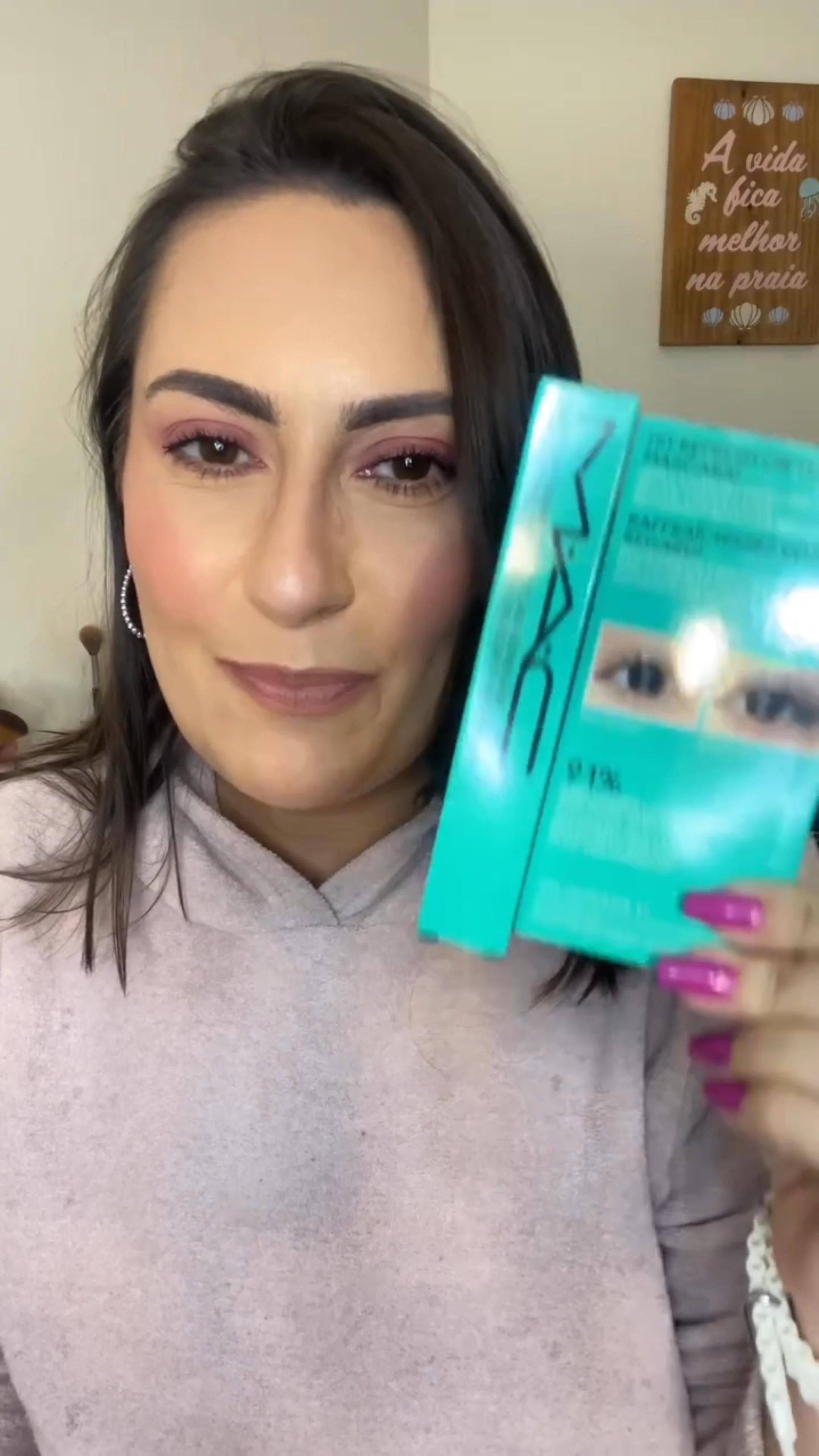 A Lash Dry Shampoo é o produto que vai renovar sua máscara de cílios!
Ela promete renovar a máscara já aplicada, adicionando cor e intensidade, sem empelotas ou descamar!
Alonga, dá mais volume, os cílios ficam mais separados e curvados!
Não vivo mais sem a minha!



#LTKbeauty #LTKGiftGuide #LTKbrasil