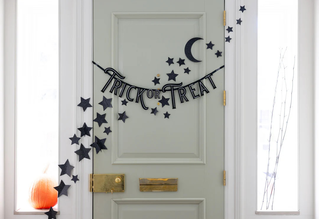 Trick or Treat Felt Banner | My Mind's Eye