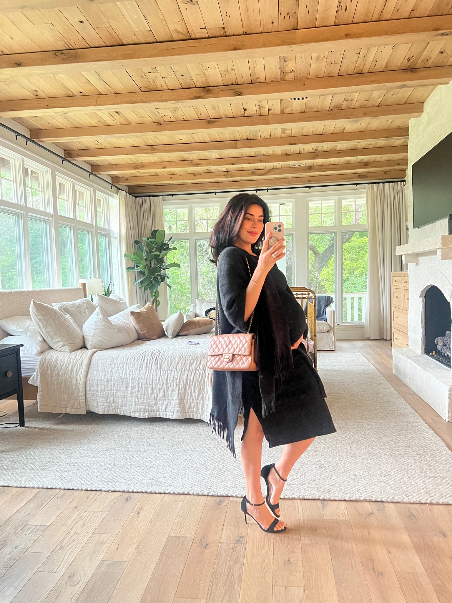 Dinner date outfit details🍽️
Ribbed midi dress 
Vince Camuto shawl 
Sarah Flint heels 
Vintage Chanel bag 

#LTKstyletip #LTKbump #LTKshoecrush