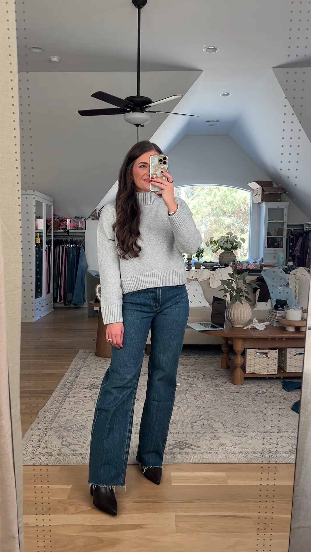 Abercrombie haul! 😍🫶🏼⭐️ 20%-50% off everything 🤩👏🏼 AND my code AFMORGAN stacks for extra 15% off!!! ⭐️ 

Sizing info:
I’m a true size 8/M & 5’5. My waist 29”, hips 40”, & bust 36.5”
•Jeans TTS - 29 reg in light knee destroy wash - my fave jeans ever & this wash is my fave - just restocked in all sizes!!! 🤩 & new ones - dark w raw hem • Baggy jeans “dark w bow embroidery”
•tees & sweaters all TTS - M 
•skort TTS - M
•sweatshirts all size L
•pajama pants TTS - M
•houndsooth 1/4 zip Sherpa sized up 1 to L
•athletic puffer jacket & dress coats TTS - M
•workout clothes & zip hoodie TTS - M 
•dresses TTS - M reg length


Abercrombie haul! 😍🫶🏼 ordered some new jeans, dresses, & outfits for the holidays and OMG! everything is on major deal already for Black Friday!!! ⭐️ 20%-50% off everything 🤩👏🏼 AND my code AFMORGAN stacks for extra 25% off!!! ⭐️ if you’ve never tried their jeans they’re truly top tier 🤌🏼 my faves just restocked!!! 👖 this haul is SO GOOD OMG!!!! Got some new washes & the embroidery tho!!! 🎀 & the prettiest holiday dresses. 🎄 this is the one I’m wearing for our family photos & it’s STUNNING!!! 🙌🏼 & the Christmas PJs + the little Christmas snoopy tee! 😍🥹 I cannot!! What’s your fave from this Abercrombie haul?! 👇🏼 🔗 Comment SHOP for the exact links for everything in this haul! 🔗 & Linking everything for y’all w sizing info on my LTK linked in my Instagram bio! 😘 
 

#abercrombiepartner #abercrombiehaul #abercrombie #liketkit @shop.LTK @abercrombie #momjeans #abercrombiejeans #widelegjeans #holidaydress #sweaterdress  #clothinghaul #oversizedtee #weddingguestdress #workoutoutfit #butterysoft #datenightoutfit #getdressedwithme #sizemedium

*Offer valid in stores and online from 11/24/2025-12/1/2025 in US/CA. Excludes clearance and gift cards. Online price reflects discount. *Use code AFMORGAN to get an additional 15% off everything in stores and online at checkout from 11/24/2025-12/1/2025 in US/CA. Excludes clearance and gift cards. See details online.

#LTKCyberWeek #LTKSaleAlert #LTKHoliday