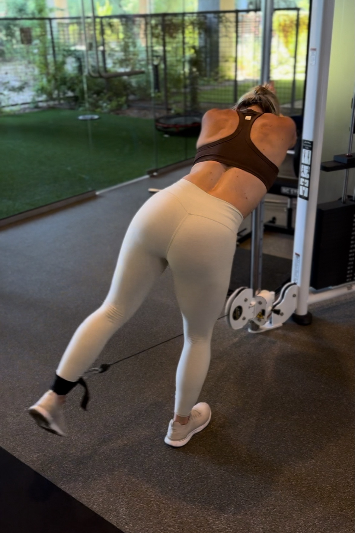 Flattering and soft workout outfit💪🏼

Active wear, fitness, leggings, sports bra, sneakers, womens workout clothes

#LTKOver40 #LTKFindsUnder100 #LTKActive