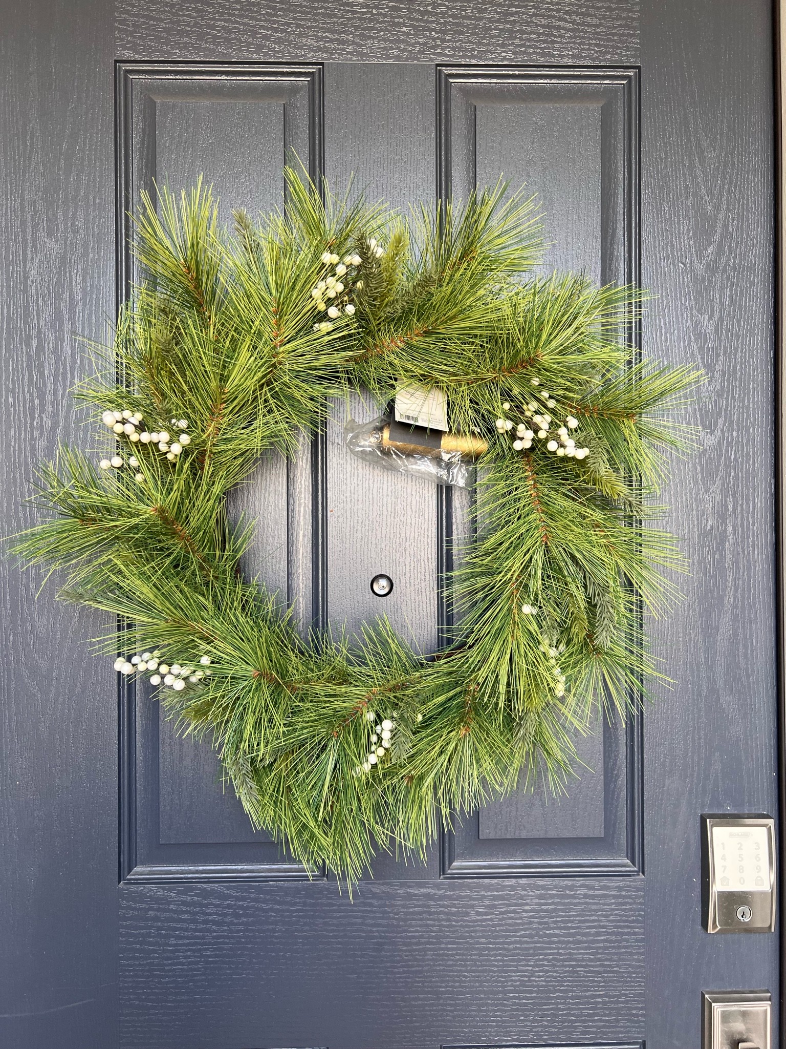 Holiday wreath. Holiday Garland. Christmas decor. Christmas home decor.

#LTKunder100 #LTKstyletip #LTKHoliday