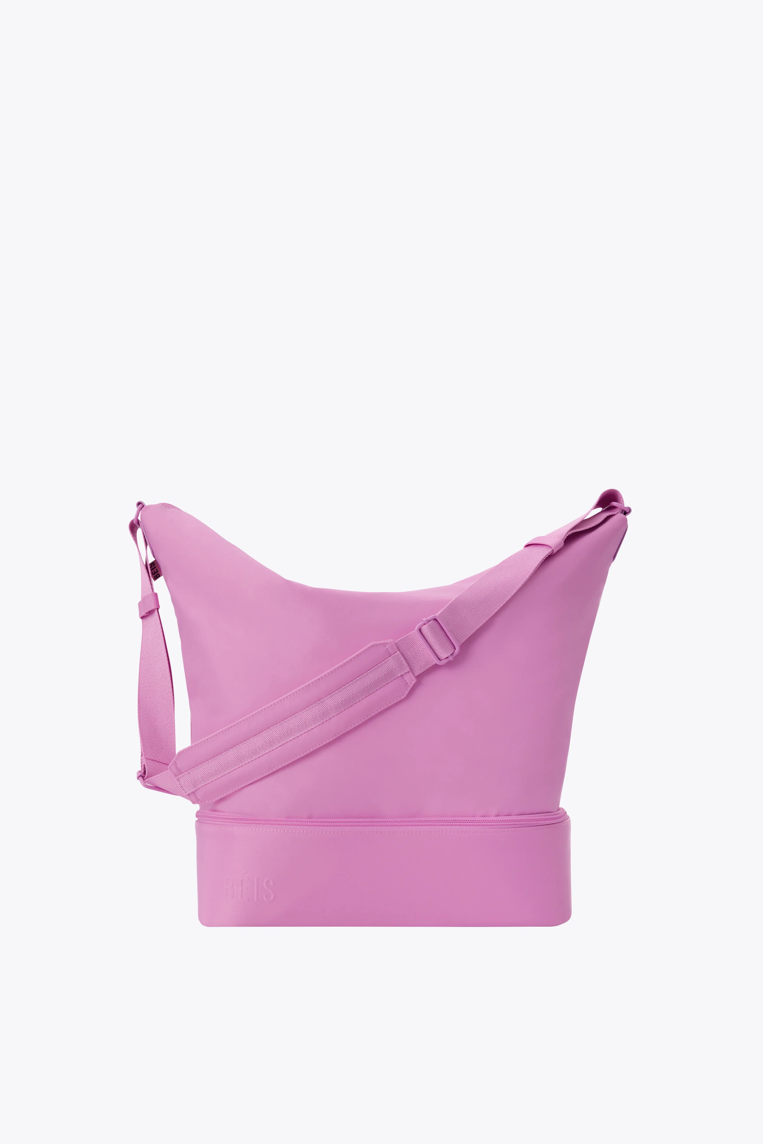 BÉIS 'The Crescent Weekender' in Berry - Small Weekender Bag for Travel in Berry | BÉIS Travel