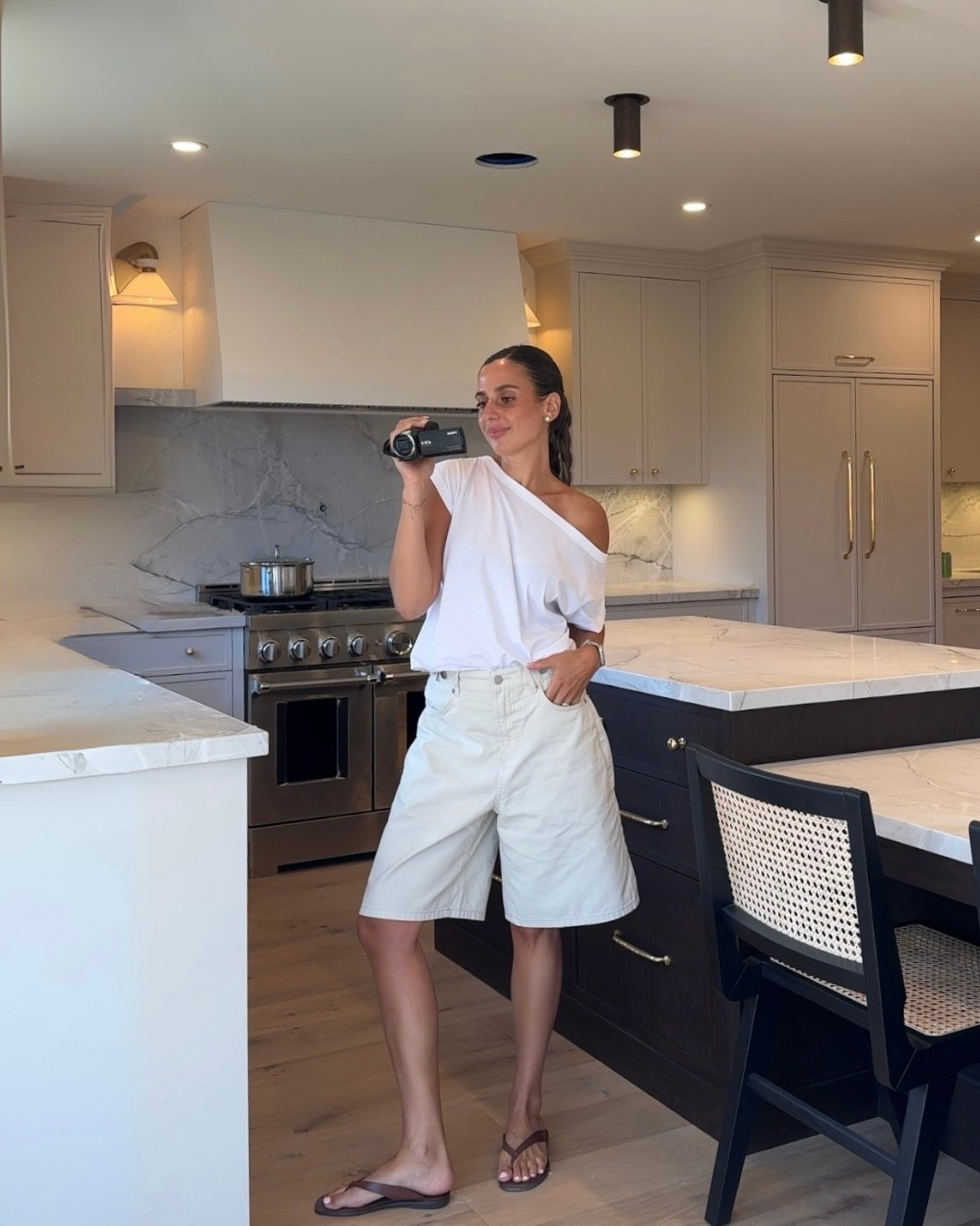 I’m obsessed with elevated basics 

#LTKShoeCrush #LTKSeasonal