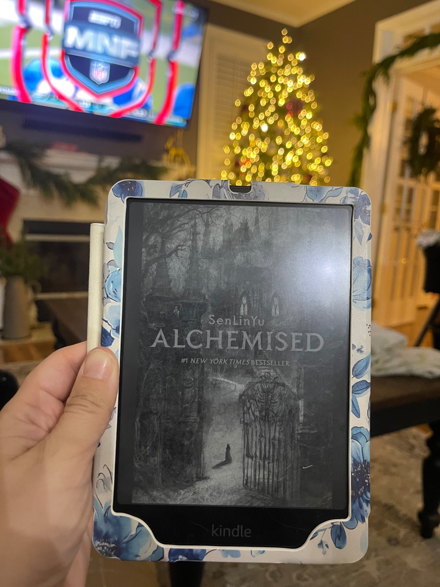 this & newborn snuggles 🤍 kindle would be an amazing gift for the new mama in your life! i love mine!

#LTKselfcare #LTKGiftGuide #LTKmomlife