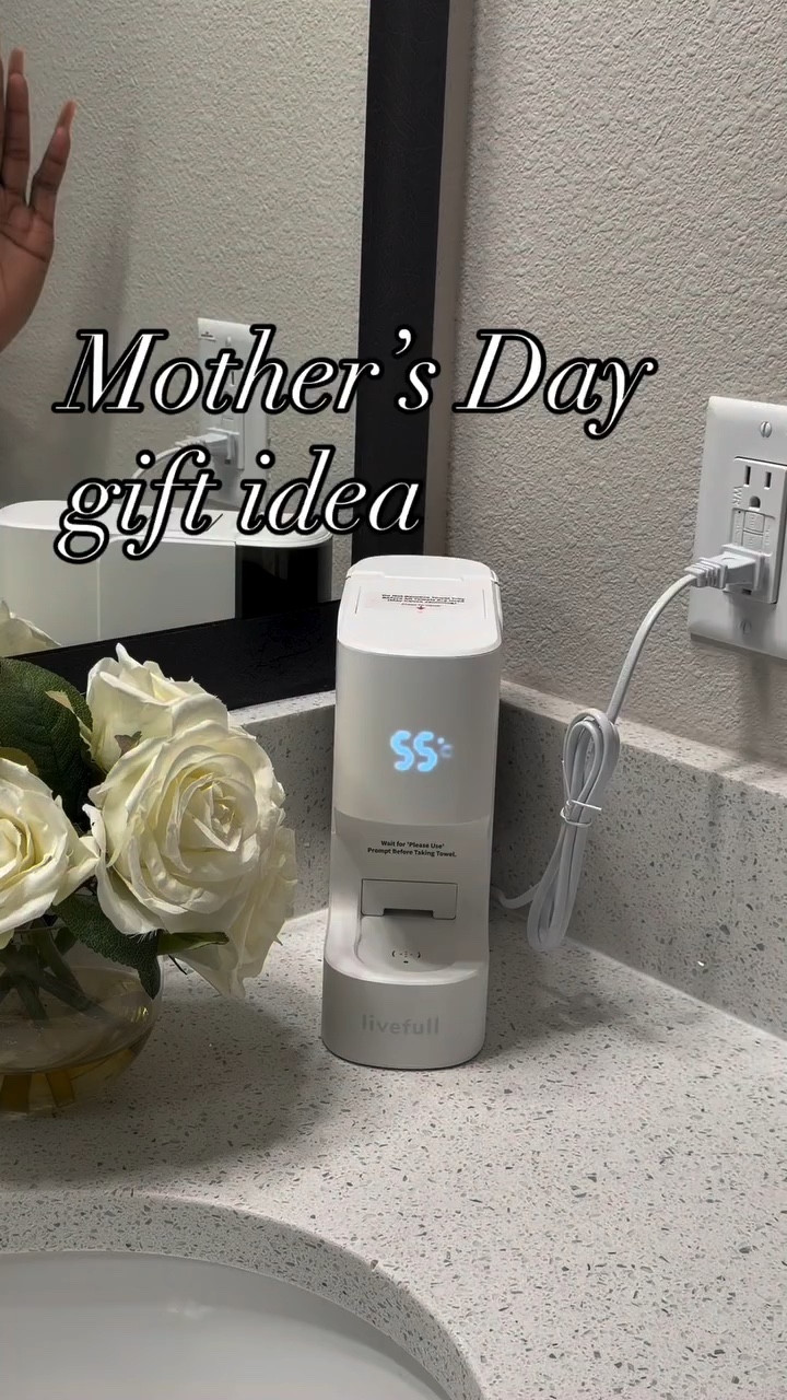 Comment Mom got link to sent directly to your DM.

# She deserves a spa day every day 💐 Give Mom the gift of warm, cozy towels this Mother’s Day she’ll never want to go back! 🥹✨

#MothersDay #MothersDayGiftIdeas #GiftsForMom #TikTokShop TowelWarmer SpaAtHome MomDeservesBetter MothersDayGifts2026