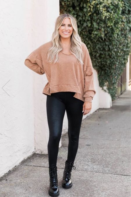 •TOP KNOT MAMA CAMEL PULLOVER
•HOT MESS EXPRESS BLACK FAUX LEATHER LEGGINGS
•KOOL GIRL BLACK KOMBAT BOOTS

Code KRISTA25 for 25% off your entire purchase for 24 hours only!

#blackcombatboots #camelpullover #blackleggings#pinklily
