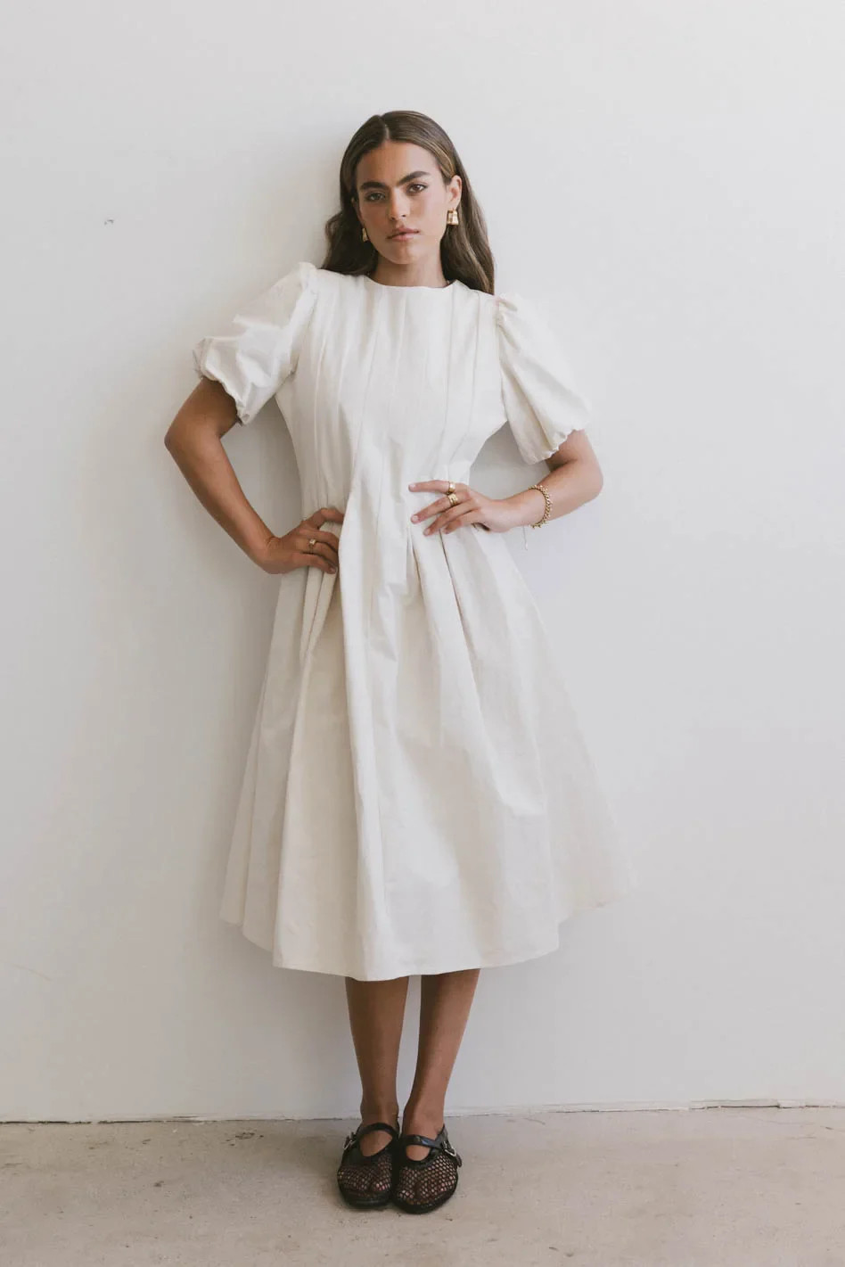 Eliana Pleated Midi Dress in Cream | Böhme US