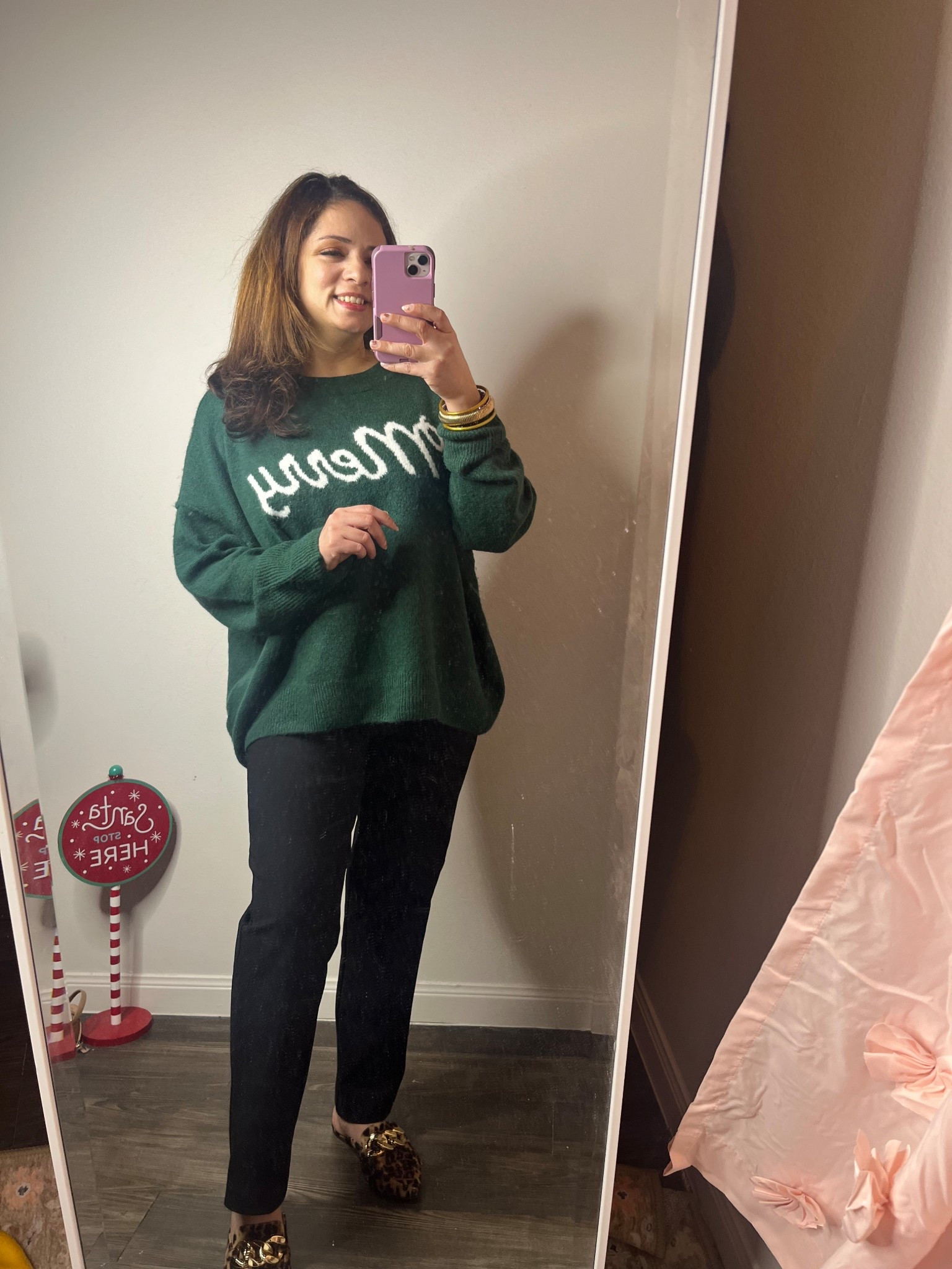 Merry holiday sweater look 



#LTKHoliday #LTKootd