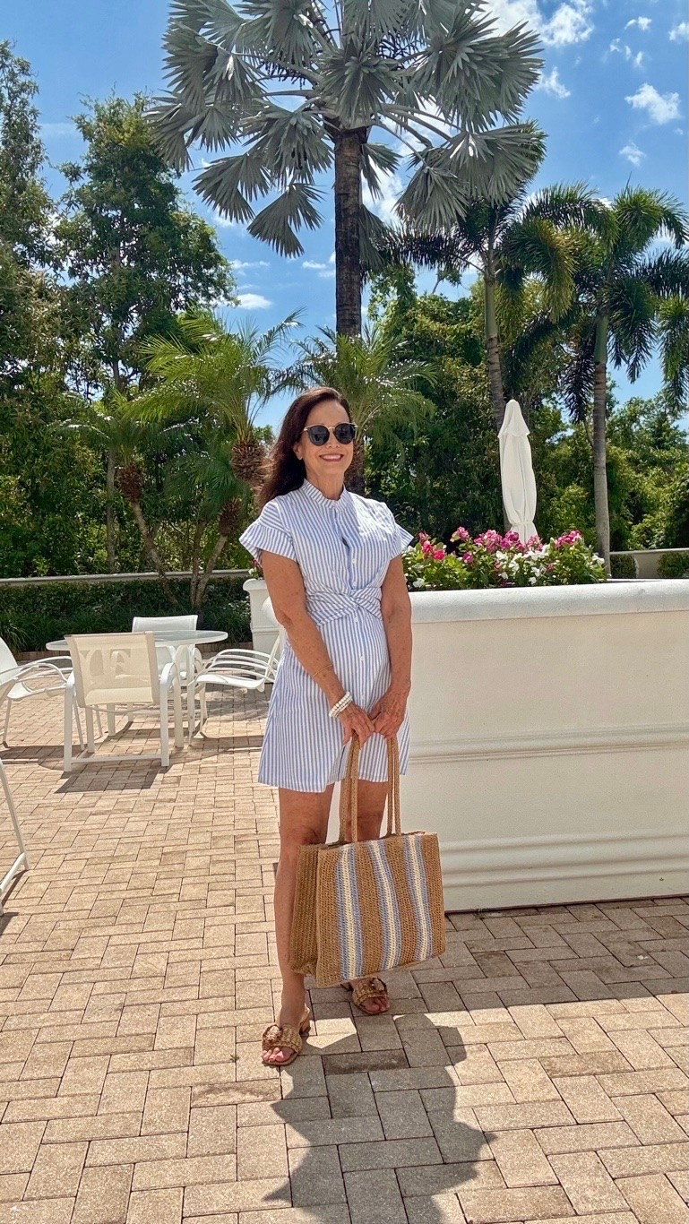 Summer dress 
What to wear to a summer party 
Graduation Party 
Summer shower 
Bbq

#LTKootd