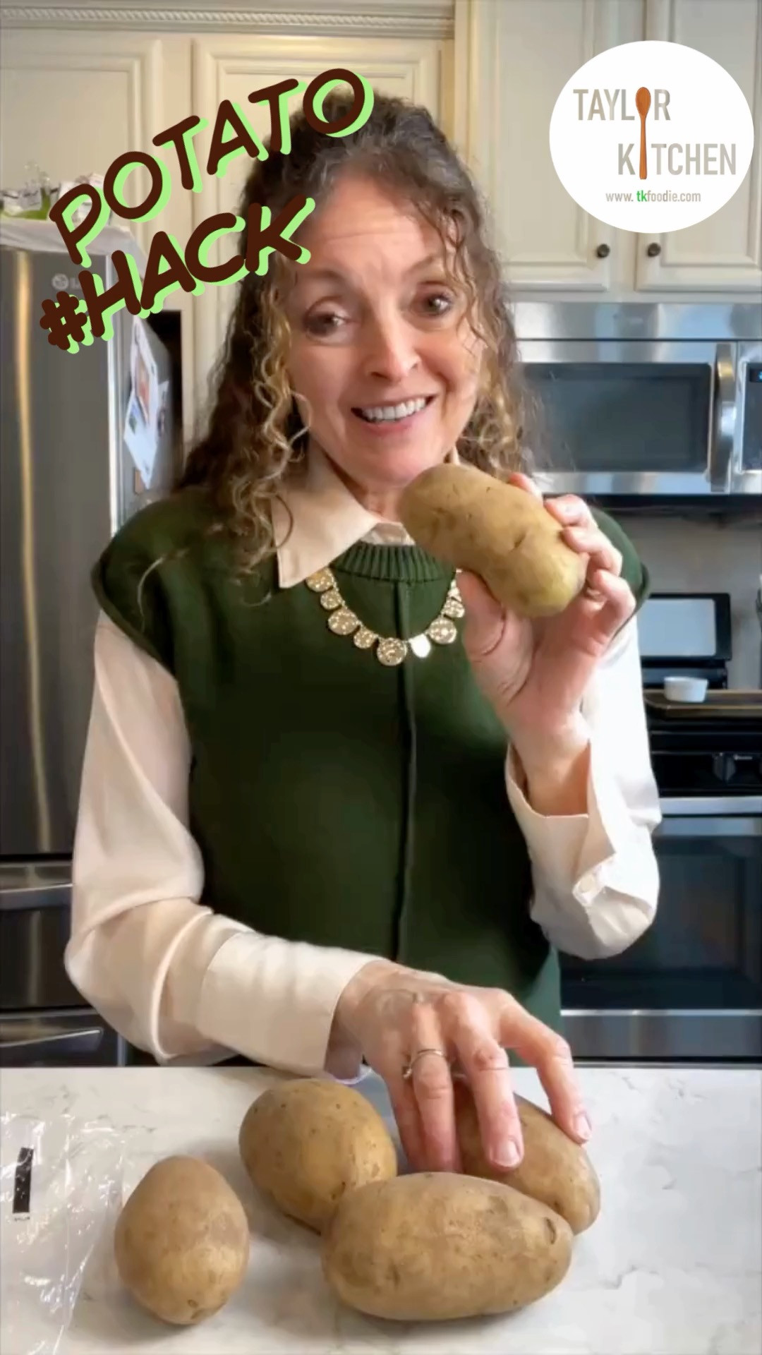 This #Hack will save you from ever peeling potatoes 🥔  for your mashed potatoes again.

Also, it's so quick to cook potatoes in a pressure cooker.  I used the pressure cook setting on my Ninja Foodi and it took 10 minutes for a load of potatoes.😊
 

 #LTKfoodie #LTKHome