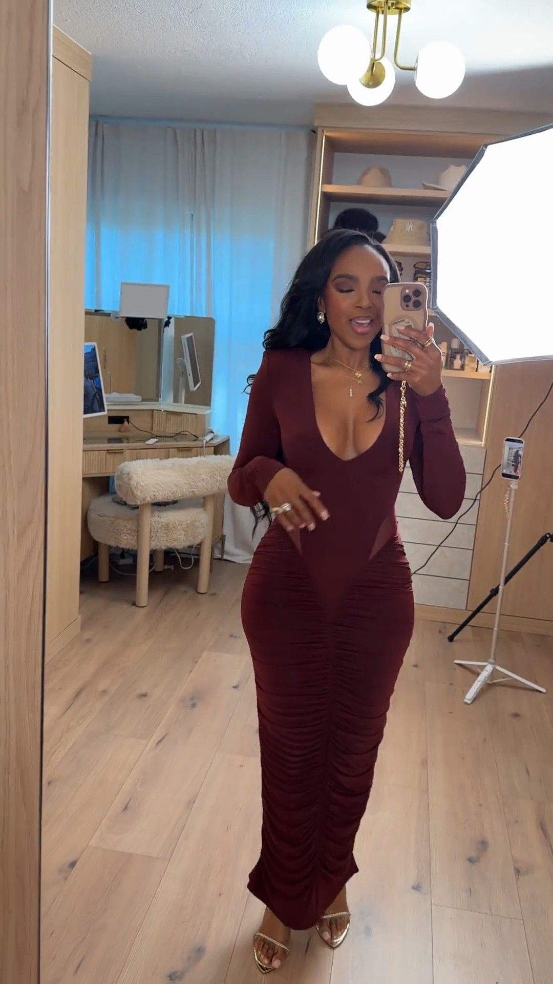 ✨ @Meshki Ruched Burgundy Maxi Dress — A stunning body-hugging moment with a deep V neckline and all-over ruching that snatches everything perfectly. The stretch fabric moves with you and creates the most sculpted, hourglass silhouette.

Perfect for holiday parties, winter events, and elevated nights out.

📏 Sizing: Wearing size Small.

Burgundy ruched maxi dress, Meshki holiday outfit, winter evening dress, fitted long sleeve dress, classy holiday style.

Follow me on Instagram and YouTube @kirasfashionfinds

#LTKgrwm #LTKHoliday #LTKvlog