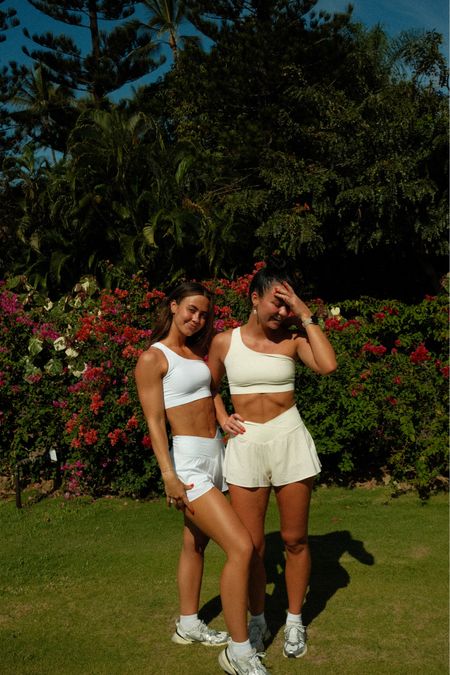 Another Amazon workout fit slay!! Loving everything about this one. Wearing size small in top & bottoms!! Aubri is wearing white & liv is wearing white apricot! 

#LTKfitness #LTKtravel